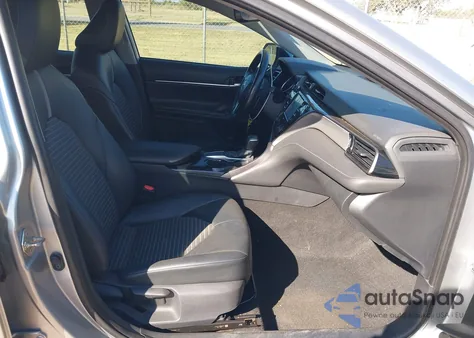 2020 Toyota Camry z USA, uszkodzony, nr VIN 4T1M111AK3LU89965